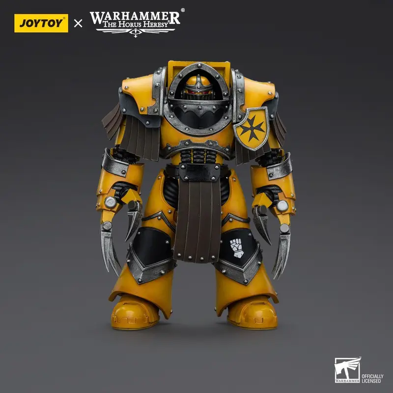Warhammer Collectibles: 1/18 Scale Imperial Fists Legion Cataphractii Terminator Squad with Claws
