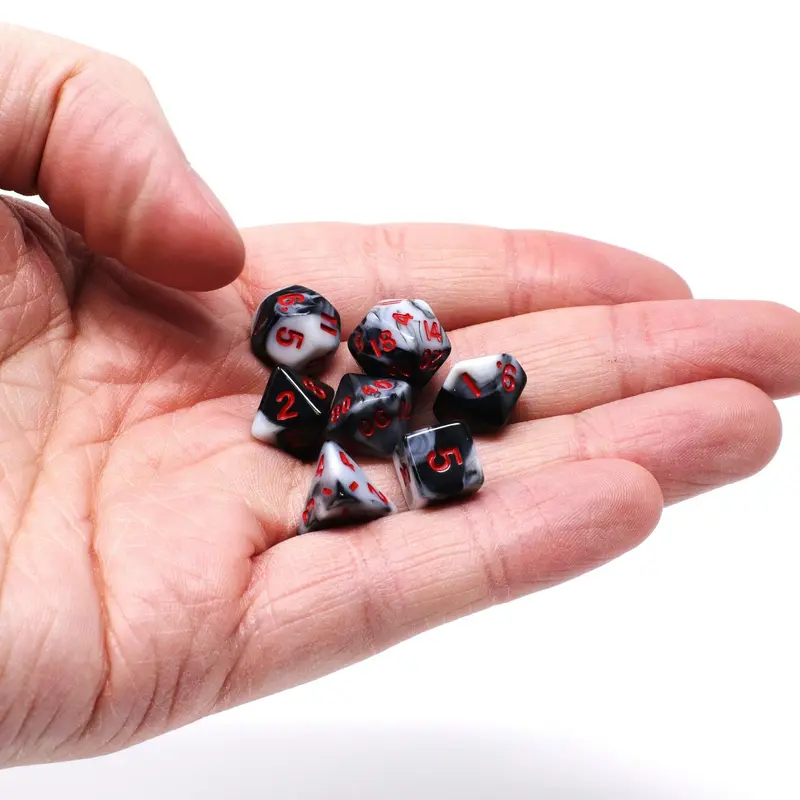 Critlings Crimson Noir (7-Die RPG Set)