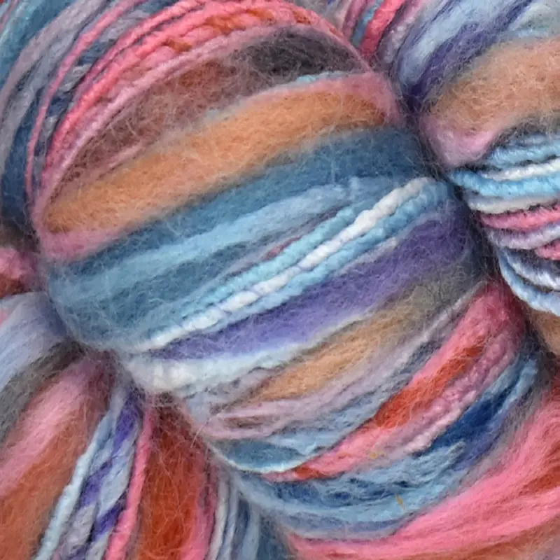 UNIVERSAL Bamboo Bloom Handpaint #1779 Yarn - 100g - Bulky Weight 5 - 140m (154yds) - Wabi Sabi