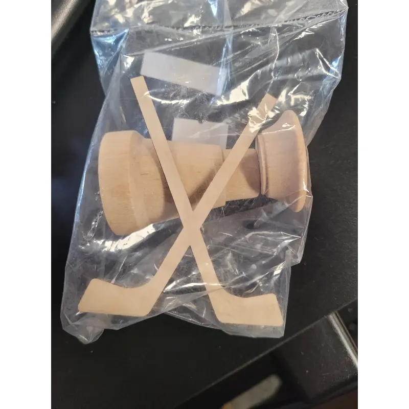 Hockey Cup and Crossed Stick Kit