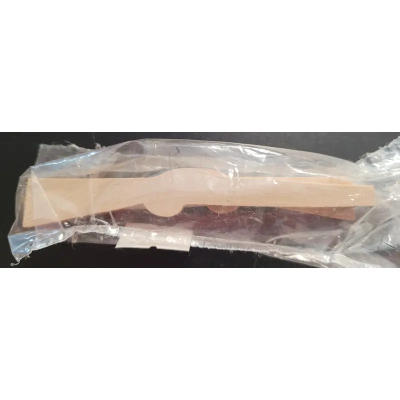 Rifle 4" long x 3/16 Wooden