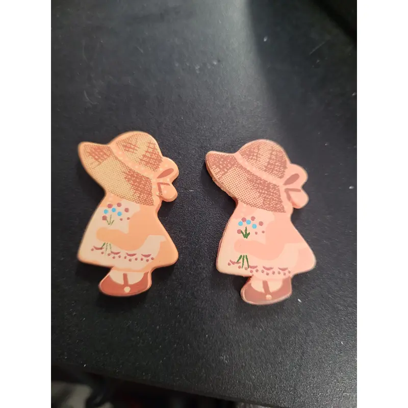 Country Girl Pre-Painted 1 3/8 Tall Wood